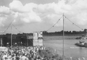 Zomerfeest aan de IJssel 15 en 16 aug. 1997 FB 20 jan. 2015 met RWB en WP.jpg