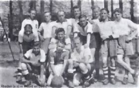 Eerste elftal 1949 FB en site 11-3-2017.jpg