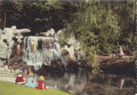 Grote Waterval park Sonsbeek in omstreeks 1951 FB 4 mei 2016.jpg