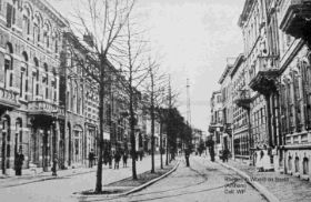 ARNHEM - EMMASTRAAT(1) richting Hertogstraat in omstreeks 1906.jpg